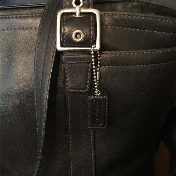 Classic Black Leather Coach Tote!! - Picture 3 of 8